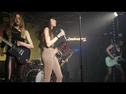 Doll Circus - 1.4.2023  Passau Zauberberg