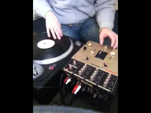 Clover tears technique