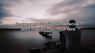 Pequeños Musical - Por Mis Defectos (Letra)
