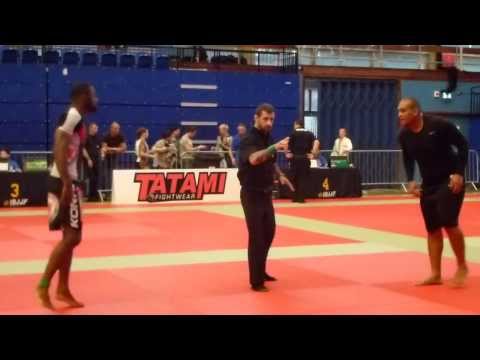 Alan Nascimento vs Alan Vitor Oliveira - IBJJF London Open No-Gi 2013 - Black Adult - Open