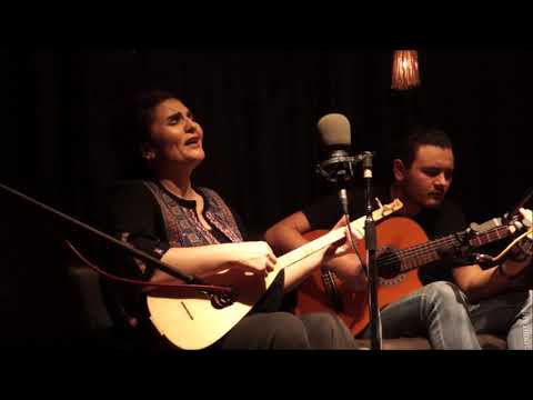 Nilüfer Sarıtaş - Anlatmam Derdimi Dertsiz İnsana