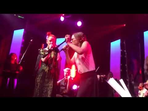 Shirley Manson and Fiona Apple at Girlschool 2/3/18