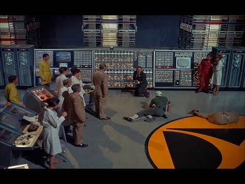 The Time Tunnel (1966) HUGE Soundstage Sets / Hilarious Space Fight / Wanted Maniac Exposed