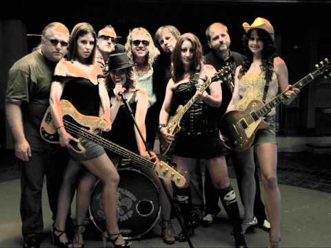 download lagu mp3 mp4 Mistletoe Belt Buckle, download mp3 Mistletoe Belt Buckle free download mp3, download mp3 Mistletoe Belt Buckle