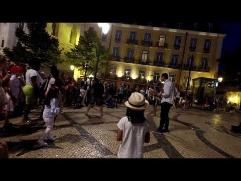 Funk lisboeta na Praça Luís de Camões