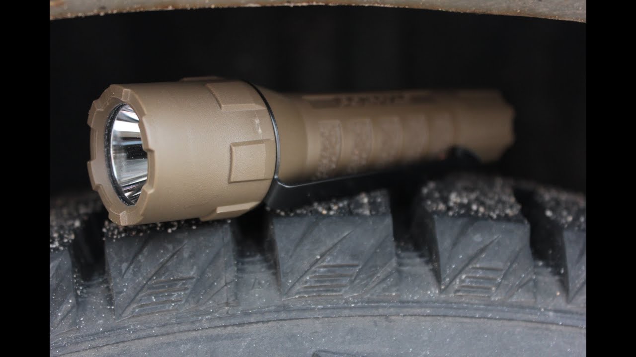 Streamlight PolyTac: Solid EDC, HUGE Pocket Clip