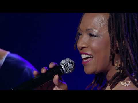 Belle et Bum 2017-18 - Lisa Simone - Ain't got no I got life