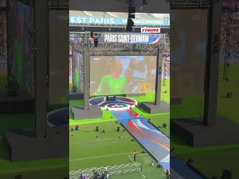 😱​ Stupeur au Parc des Princes après l’ouverture du score de Kai Havertz #arsenal #psg #football