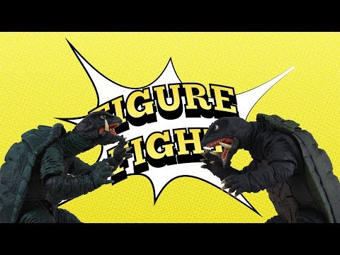 Figure Fight: Gamera 1995 Revoltech vs S.H. MonsterArts