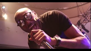 2face idibia Performs His Hit Song &#39;Amaka&#39; As His Fans Goes Gaga At The Launch Concert In VI