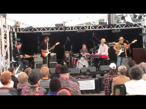 Dillon James Band | Broadbeach Blues 2011 - 2/2