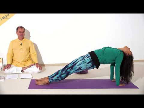 Schiefe Ebene mit geschlossenen Beinen - Yoga Asana Lexikon