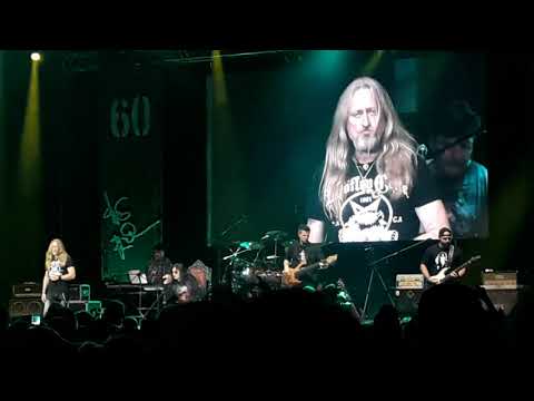 Aleš Brichra Projekt & Kamil Střihavka - Když po tobě jdou