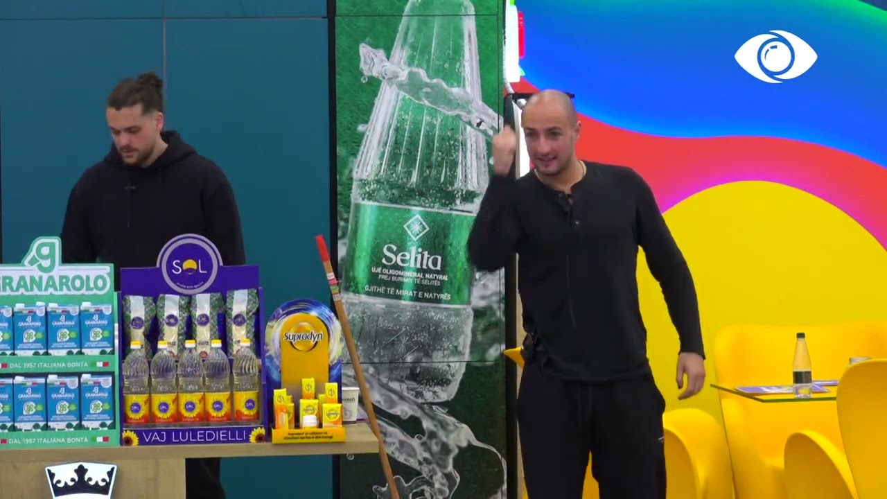 Do e degjeneroj Antonetën/Gerti bisedon me Kristin