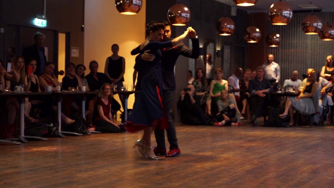 Video thumbnail for Octavio Fernandez & Soledad Larretapia   1/4   3es Esquinas  2017 05 14