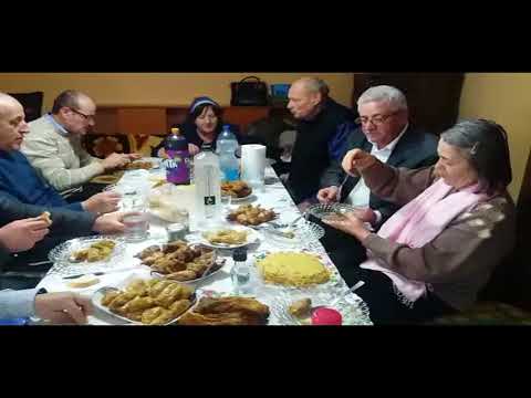 SERVIM MASA LA FRATELE BRAN CU FRATII DIN SEITIN ARAD SI FRATII SIMBATARII DIN INEU AZI 24 12 2017 m