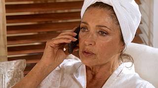 Jean-Pierre Cassel et Françoise Fabian dans La chanson du maçon (2002)