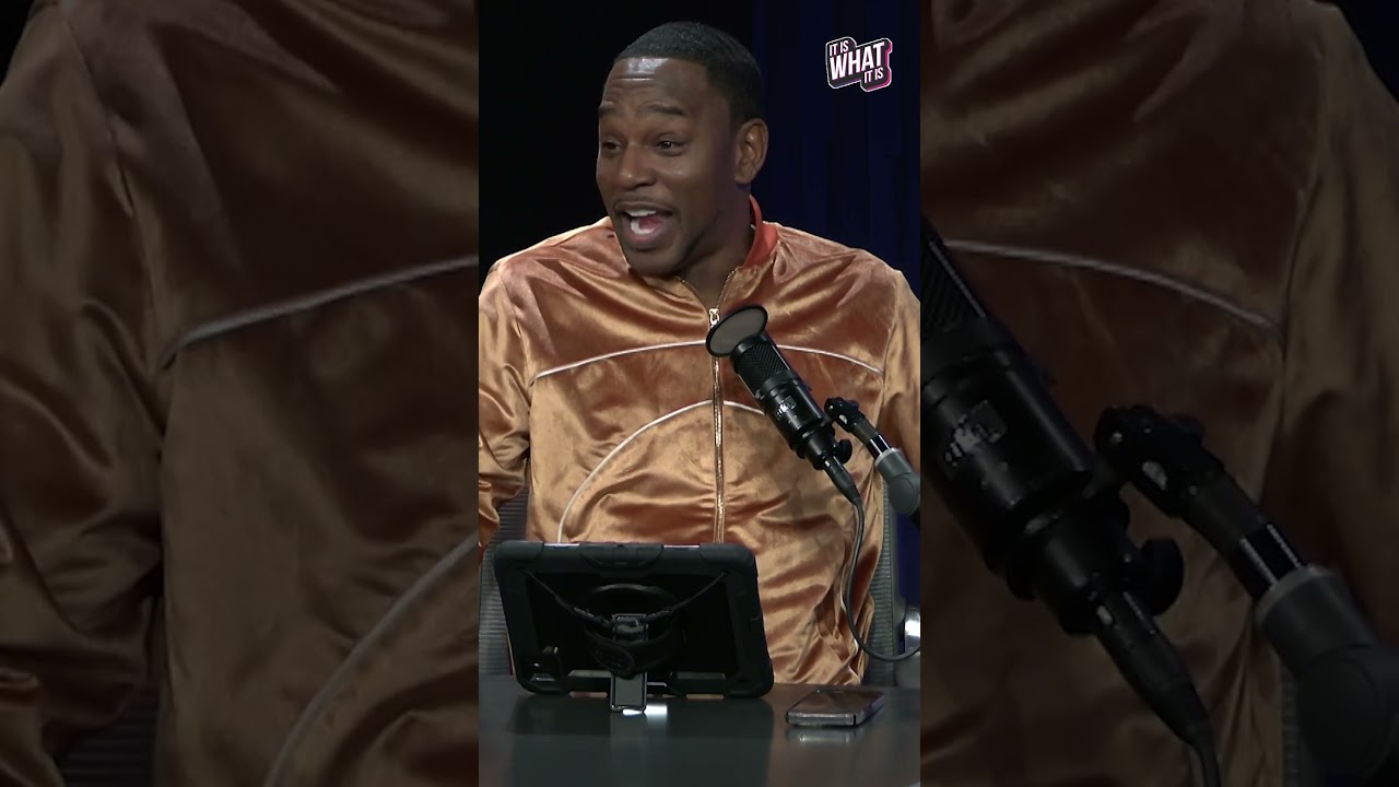 LEBRON JAMES GOT HIS SPERM ON THE COURT LMFAO!