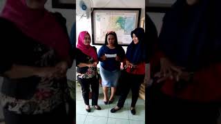 preview picture of video 'Deklarasi Anti Hoax dan issue Sara oleh Karyawan Travel PT Betteng Raya Nnk'