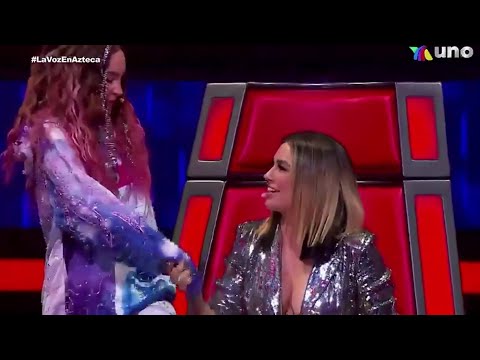 Belinda y María José Hacen Apuesta - La Voz