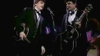 The Everly Brothers - &quot;Devoted to You&quot; in stereo!
