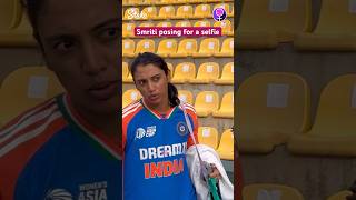 Download lagu Smriti Mandhana posing with young fans after Semi-Final match ♥️🫶 #ytshorts mp3