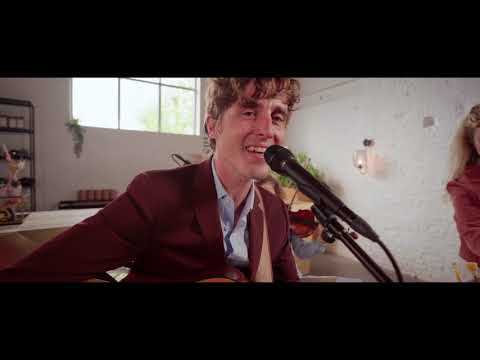 ASQ invites Bert Ostyn (Absynthe Minded) - Papillon