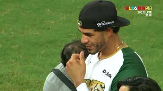 Re: [分享] 魔鷹賽後跟粉絲說的話(影片)