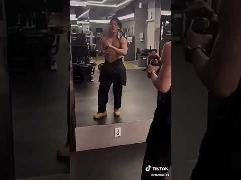 That girl in grey is like us #btob #minhyuk #leeminhyuk