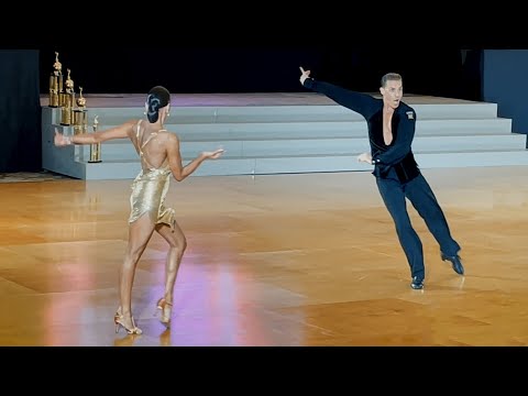 Troels Bager - Ina Jeliazkova I Professional Latin Show Dance - Samba I Heritage Classic 2022