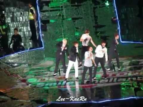 [Fancam] 121004 U-KISS - Man Man Ha Ni @ M!Countdown Smile Thailand