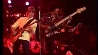 Thin Lizzy - Baby Drives Me Crazy (Live) 9/10