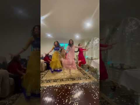 Sangeet dance for your bestie 💖 #sangeet #bollywood #danceshorts #fyp #kanganaranaut #simran #desi