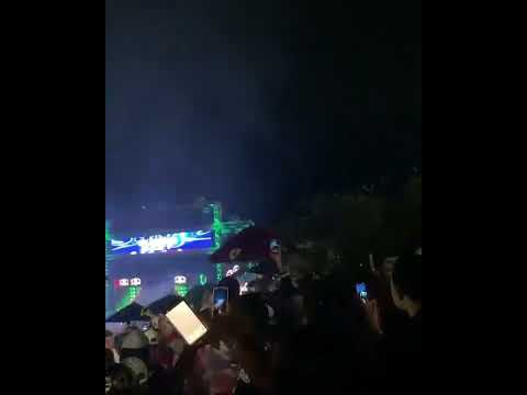 PAREDÃO CAVEIRÃO 🔊 ANIVERSÁRIO NO CASARÃO LOTADO