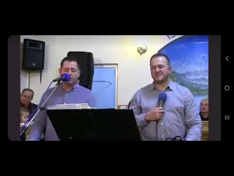 FRAȚII BUBLE,  Beni,Cornel  Sami  Buzle Acordeon  Alin Pascalău  saxofon