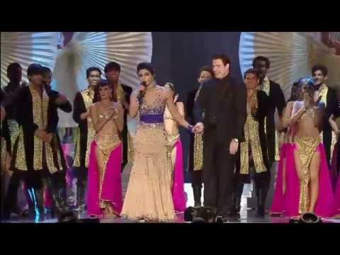 John Travolta grooving to Bollywood with Priyanka Chopra at IIFA Awards 2014