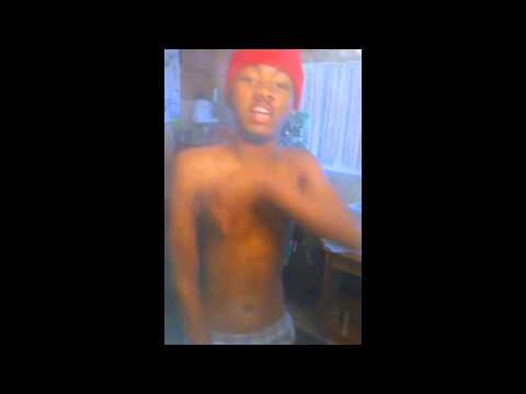 4Hunna Freestyle Video.