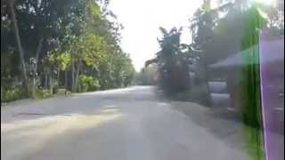 There was the smell of grease - Masquer