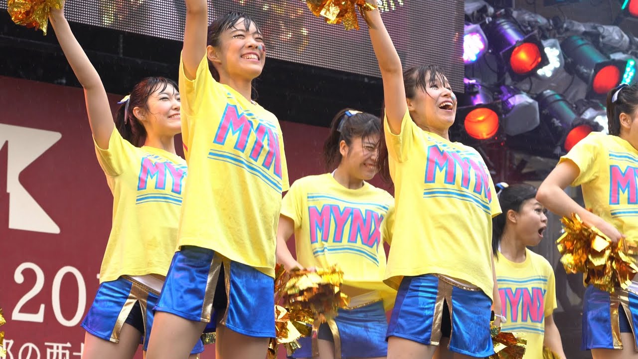 土砂降り！早稲田大学チアダンスMYNX 早稲田祭2015 [4k]