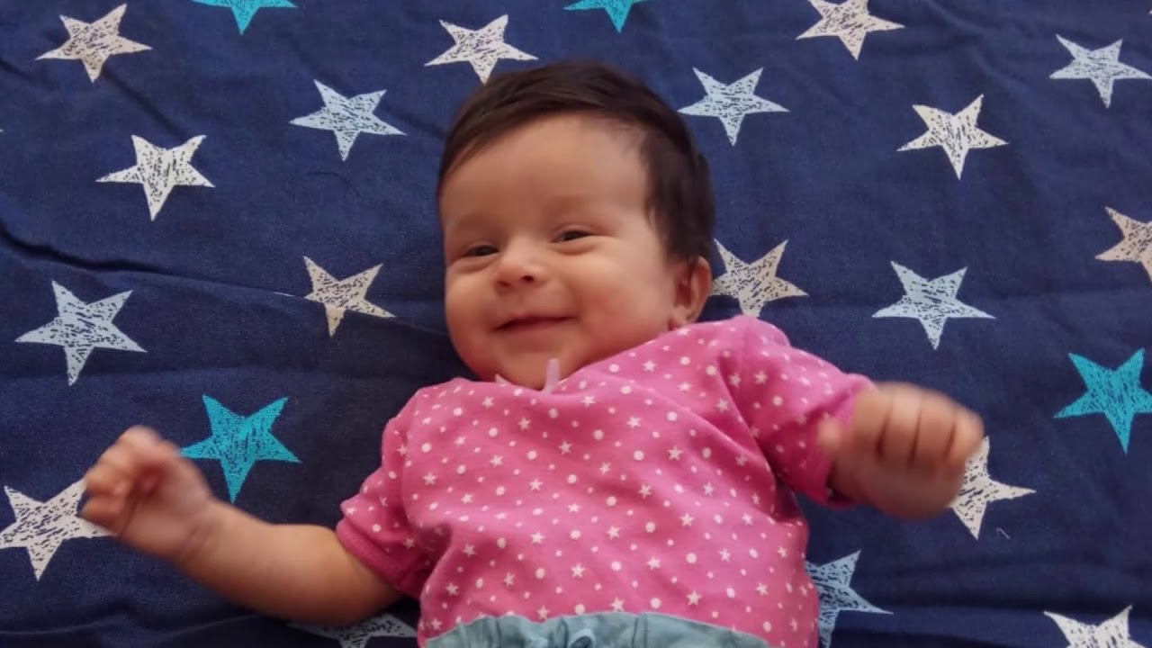 ילד בא אל העולם thumbnail