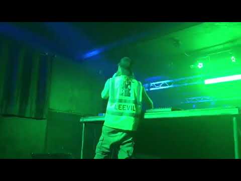 Leevil - Parakeetomol, live at Resistanz festival 2024