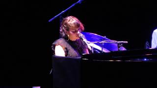 Norah Jones @ Arcimboldi - Angel dream (Tom Petty) 2018-04-08