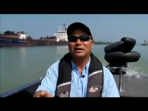 Boating Tip - Boating near Freighters
