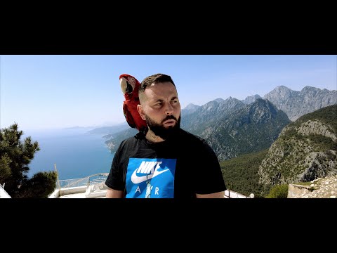 guNy - Málo se ptáš (OFFICIAL MUSIC VIDEO) prod. by Andyr