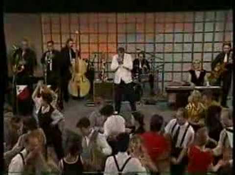Flattop Tom And His Jump Cats video 2