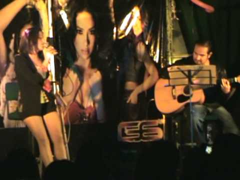 LICFLASH - MARIFER - ROLLING IN THE DEEP - ACUSTICO