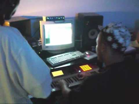 YoungBlaze MAKING A BEAT 2 (WITH CHETA)