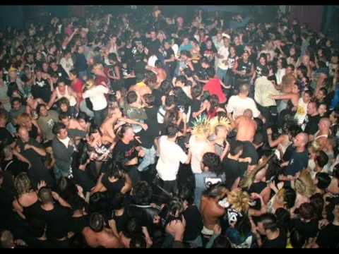 MattenMann feat: Finis (aka Fady) - Moshpit