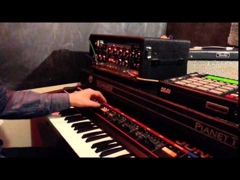 mpc triggering juno 60 w/ space echo