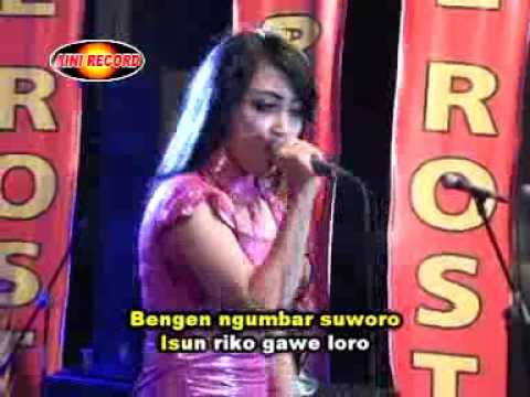 Rina Amelia - Ngelali | Dangdut (Official Music Video)